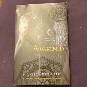 Awakened (House of Night Novel) (Book 8)